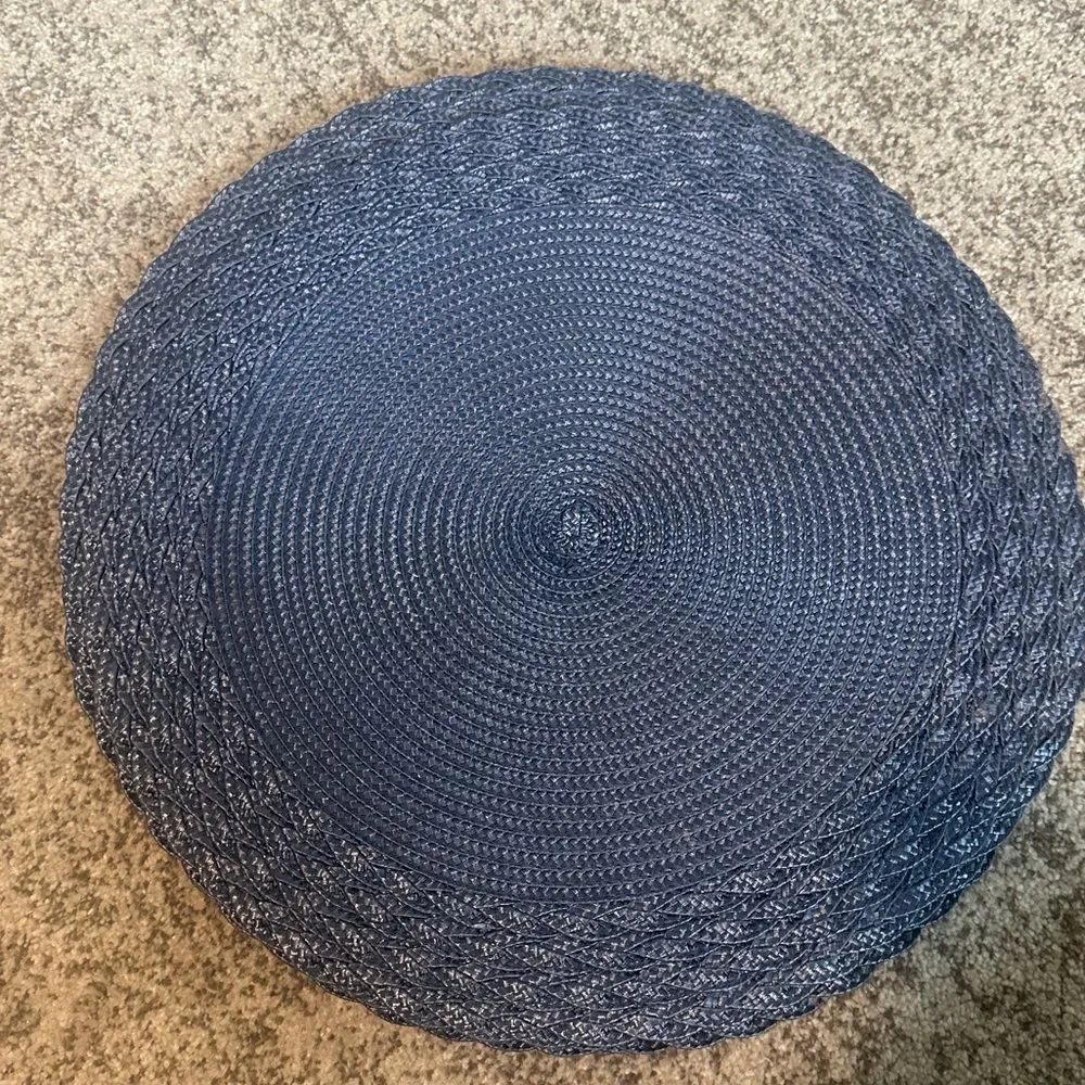 Homegoods Round (6) Textured  Placemats